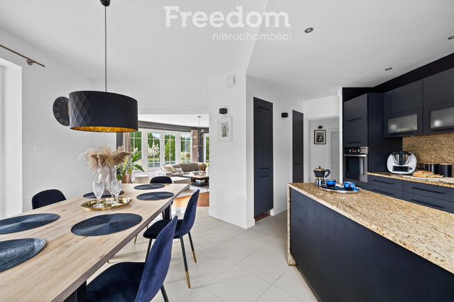 Dom wolnostojący 285 m², działka 1666 m² | Banino