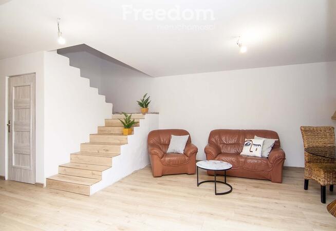 Dom ul. Broniewskiego , do wykończenia