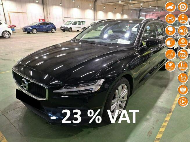 V60 Momentum 2.0 Hybrid 197km ASYSTENT full led NAVI kamera 2022 FV23%