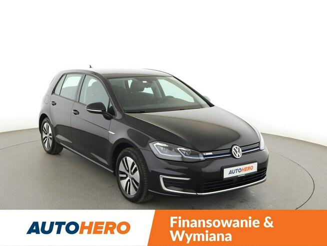 Volkswagen Golf FV23% full LED navi klima auto czujniki parkowania