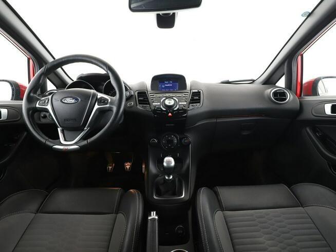 Ford Fiesta klima auto navi RECARO gzrane fotele kamera i czujniki parkowania