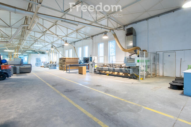 Hala produkcyjna z magazynem, biurami oraz działką