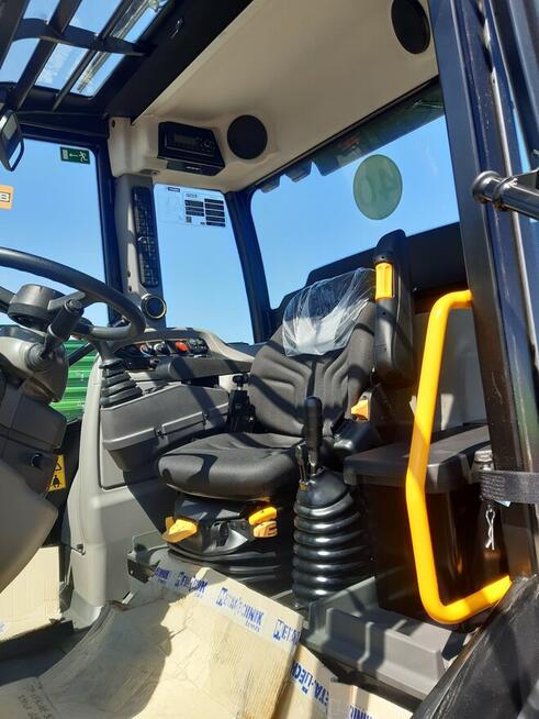 Ładowarki przegubowo-teleskopowe JCB TM320