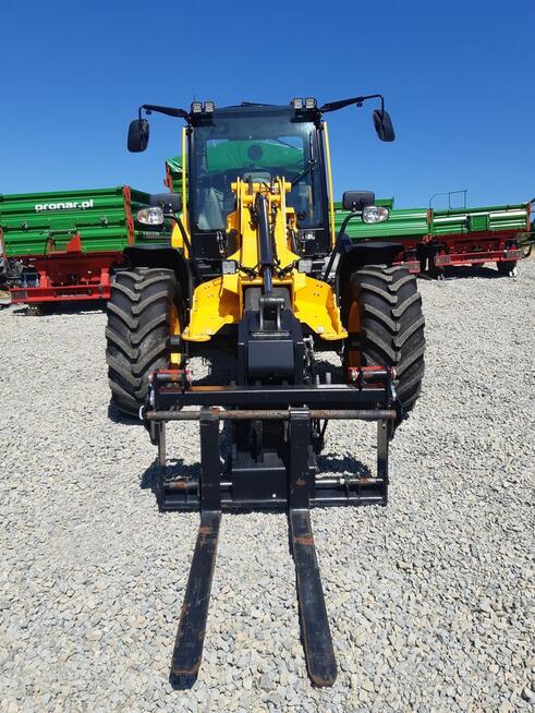 Ładowarki przegubowo-teleskopowe JCB TM320