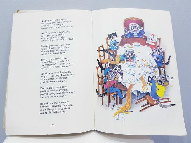 Stara książka M. Konopnickiej- jadą jadą dzieci drogą z 1991