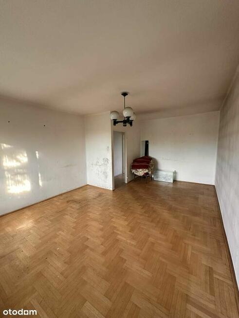 Sprzedam przestronny dom z garażem w mieście