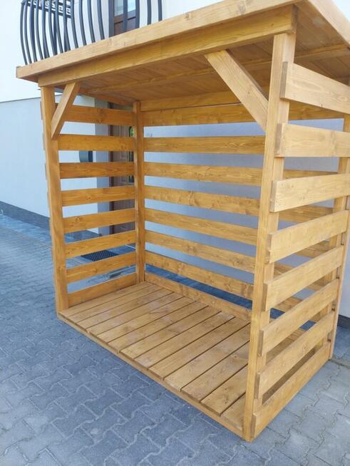 Drewutnia domek na drewno wiatka