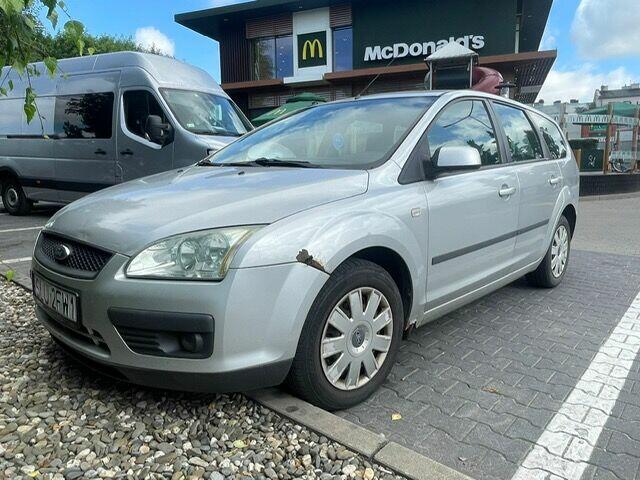 syndyk sprzeda Forda Focus