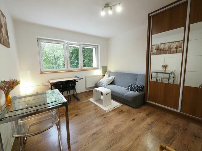 Wynajmę kawalerkę 16m2 Bielany koło Metra Młociny