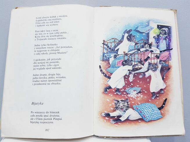 Stara książka M. Konopnickiej- jadą jadą dzieci drogą z 1991