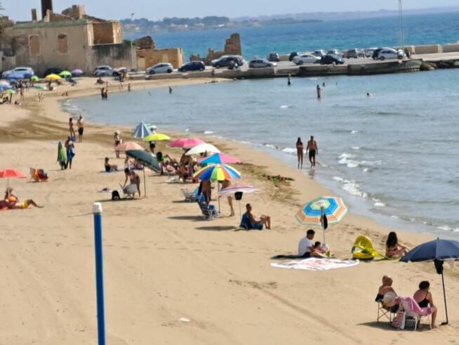 WSPÓLNY SYLWESTER Z DWÓJKĄ POD SPODKIEM W KATOWICACH