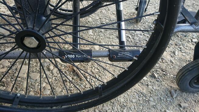 *Wózek Inwalidzki Składany Duży-Wyjątkowo Mocny*