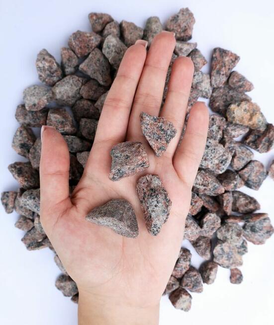 Grys Czerwony Vanga 16-22 otoczak Kora kamienna