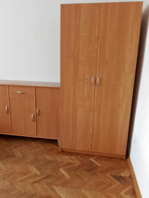 Pokoj ,miasteczko akademickie.