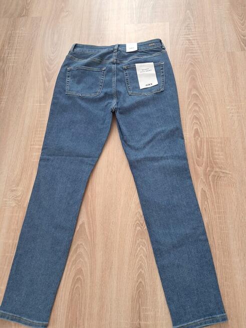 Spodnie jeansowe Nowe z Metką