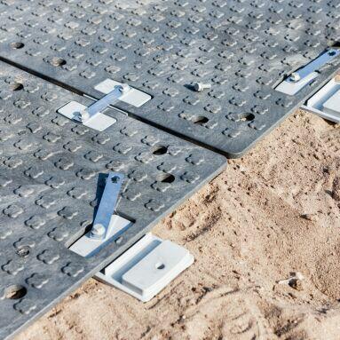 Płyta drogowa mata 120x4x240 cm czarna do 100 ton z mieszank