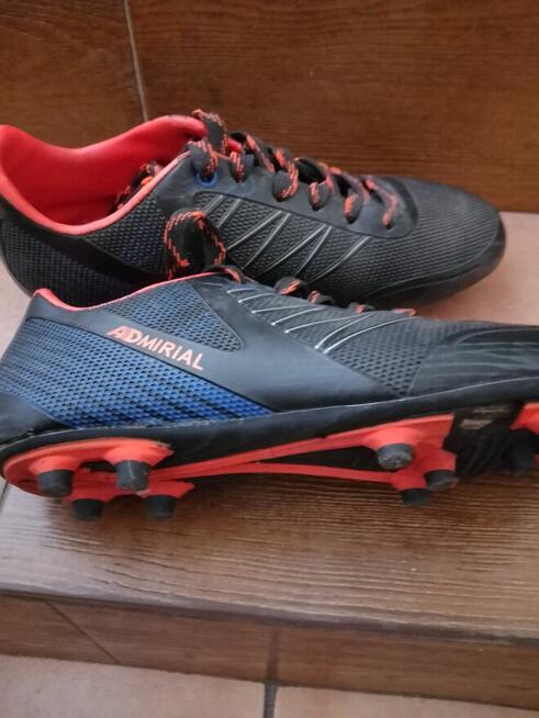 Buty sportowe -korki