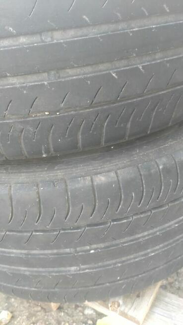 Opony Dunlop 235/45 R18