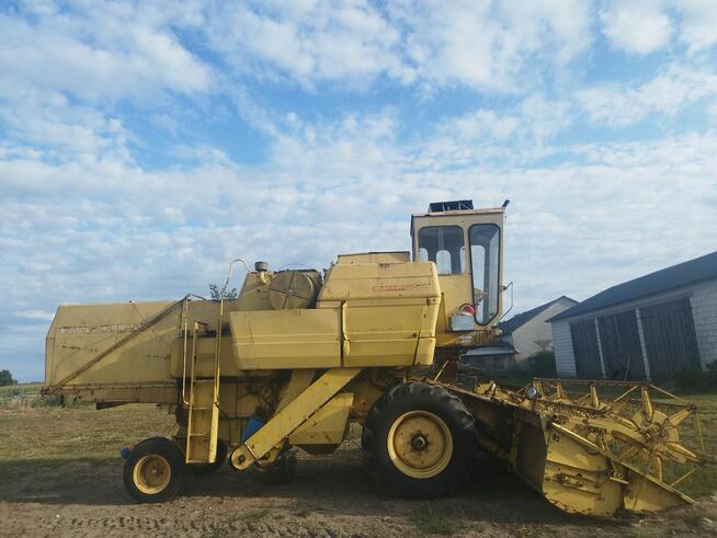 Kombajn New Holland