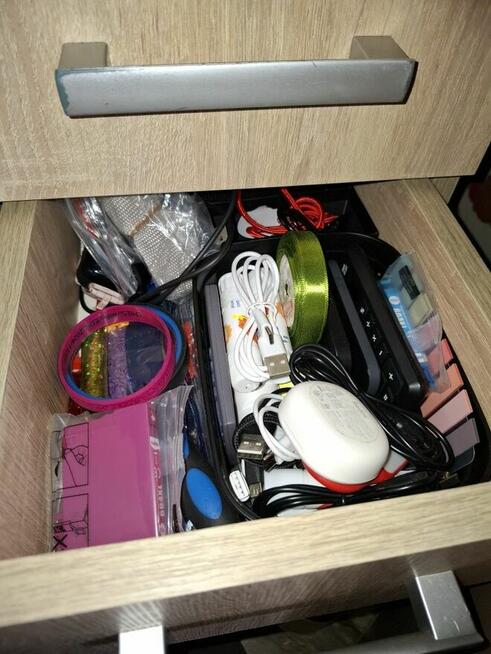 Biurko z szafką na drukarkę