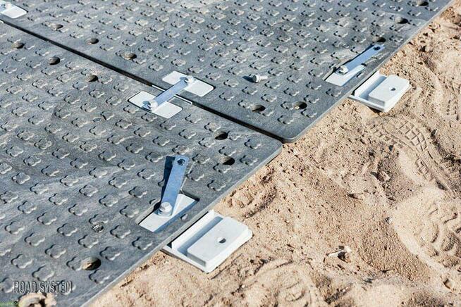 Płyta drogowa 120x180 cm 2 cm 50 ton czarna mata drogowa