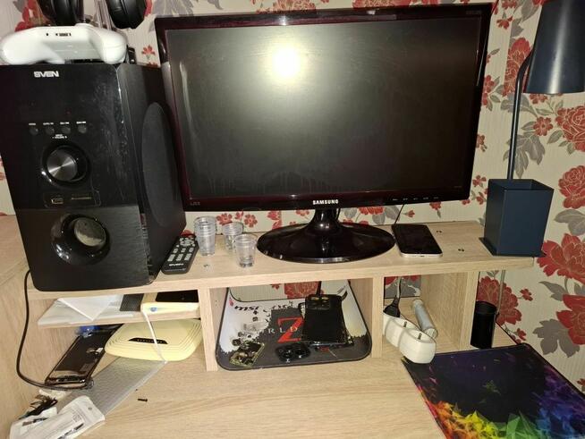 Biurko z szafką na drukarkę