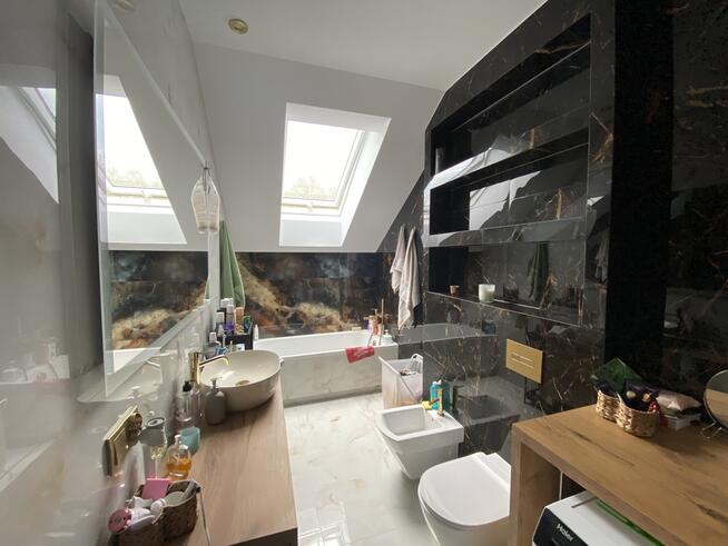 Nowoczesny dom w zabudowie szeregowej-Rakowiska