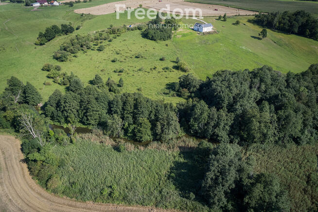 Działki z linią brzegową rzeki, blisko jeziora Bla
