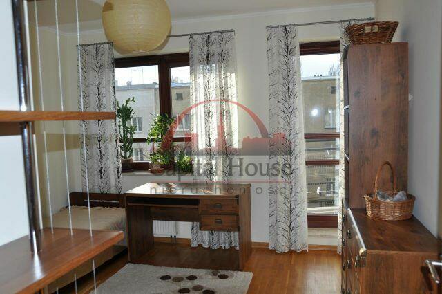 Komfortowe 2 pok. garaż Saska Kępa czynsz w cenie