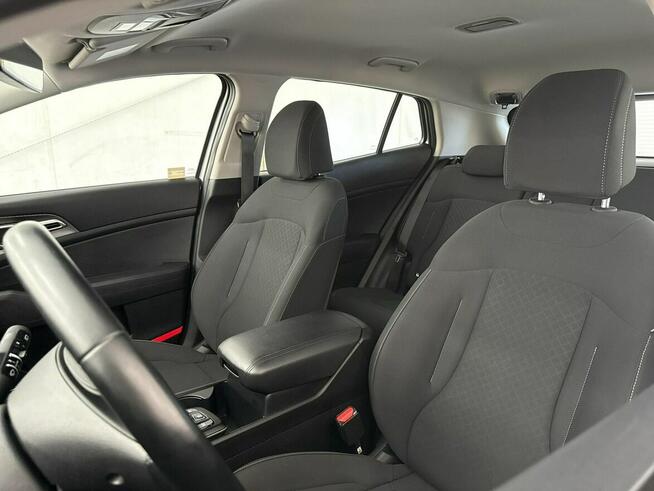 Kia Sportage 1,6 T-GDI MHEV FWD 7DCT(150 KM) M Salon PL F-Vat