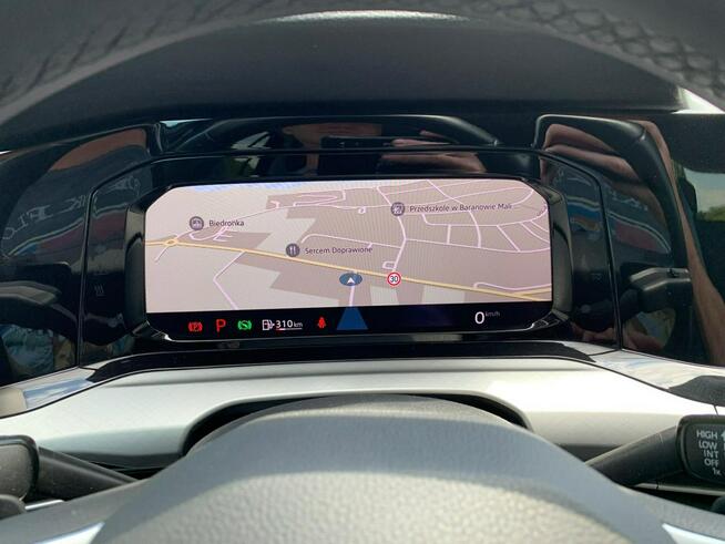 Volkswagen Golf 2.0TDI 150 Automat KeyLess Radar Navi CarPlay