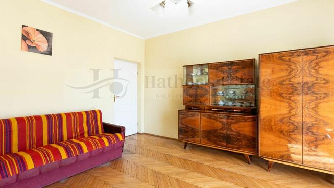 Dwupokojowe mieszkanie z potencjałem – ul. Dębowa 4