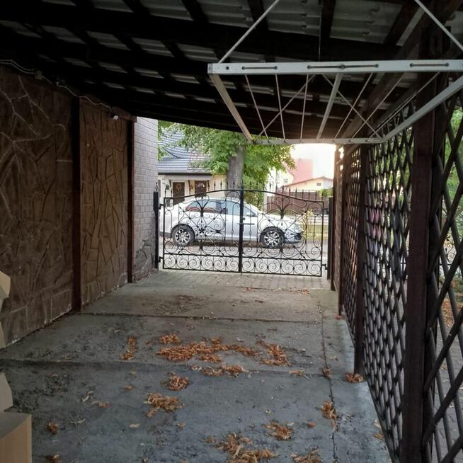 Piekny dom z ogrodem