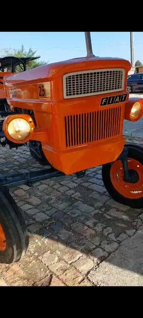 Traktor zabytkowy Fiat 250 1981