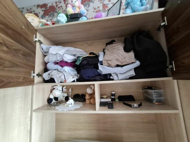 Regał pokojowy pojemny