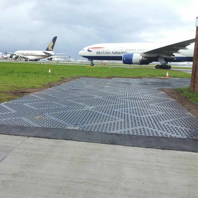 Płyta drogowa do 150 ton 250 x 300 x 3.8 cm czarna mocna ST