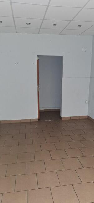 Lokale sprzedam, jeden z najemcą