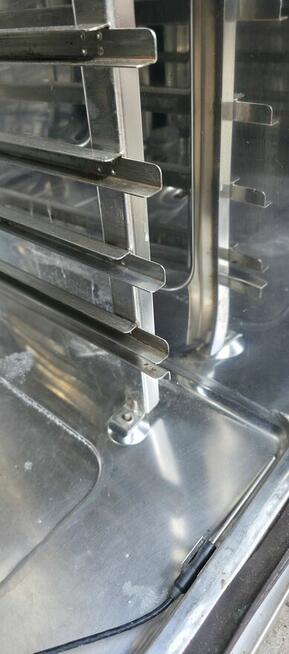 Piec konwekcyjno – parowy 81/21/2