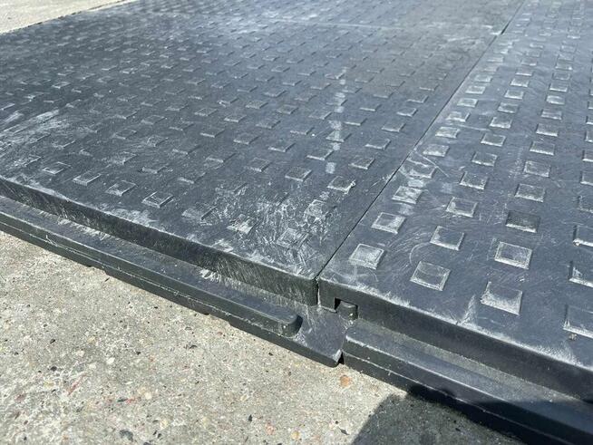 Płyta drogowa podłoga eventowa 120x80x4.3 cm pvc 40 ton