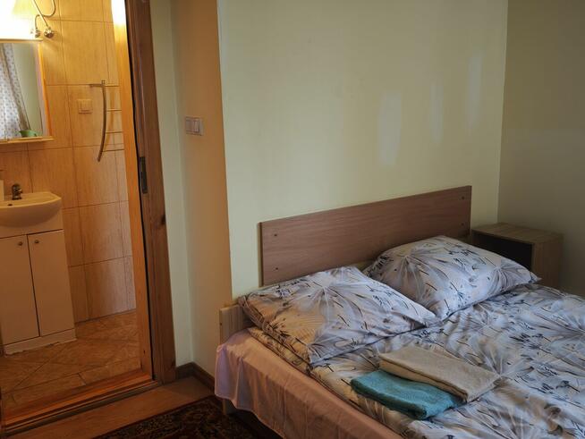 Pokoje gościnne z łazienkami