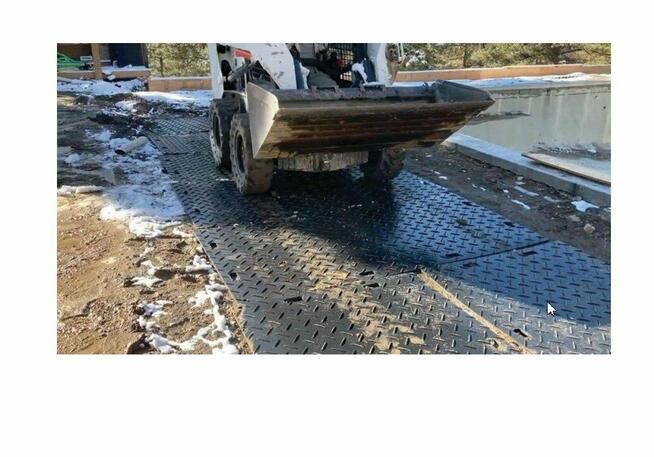 Płyta drogowa 95 Ton 122 x 244 cm Mamba Mat HDPE