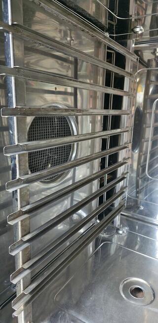 Piec konwekcyjno – parowy 81/21/2