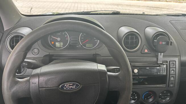 Ford fiesta 1.3 benzyna