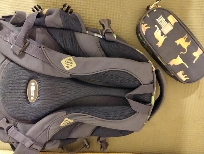 plecak szkolny z piórnikiem