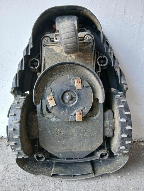 Robot koszący kosiarka do trawy GARDENA Sileno City 250m2