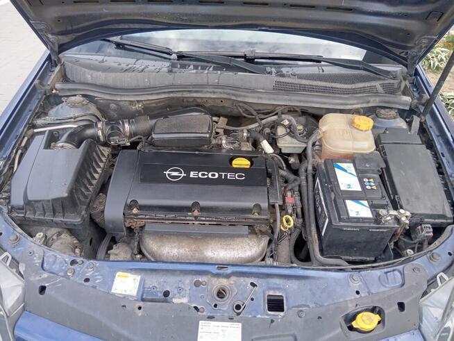 Sprzedam Opel Astra H Twinport 2004r 1.6b