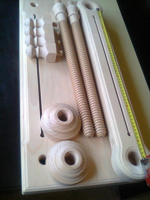 Prasy ,Śruby, Zabawki ,Drewniane - Producent