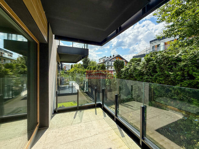 Taras 7,5m2, Widok na zieleń, 3-pokoje