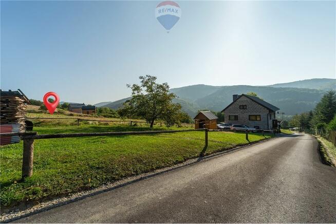 Wspaniała działka z widokiem na Zaporę w Tresnej