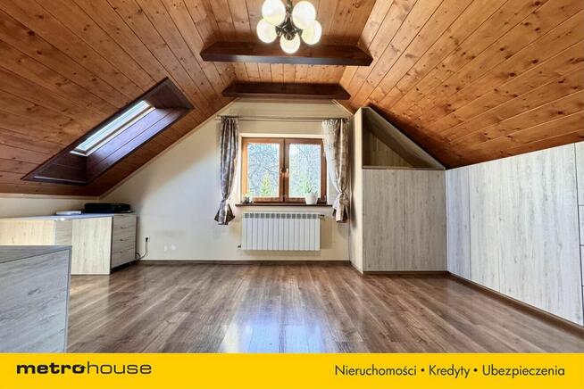 Okazały dom wolnostojący w Lednicy Górnej.